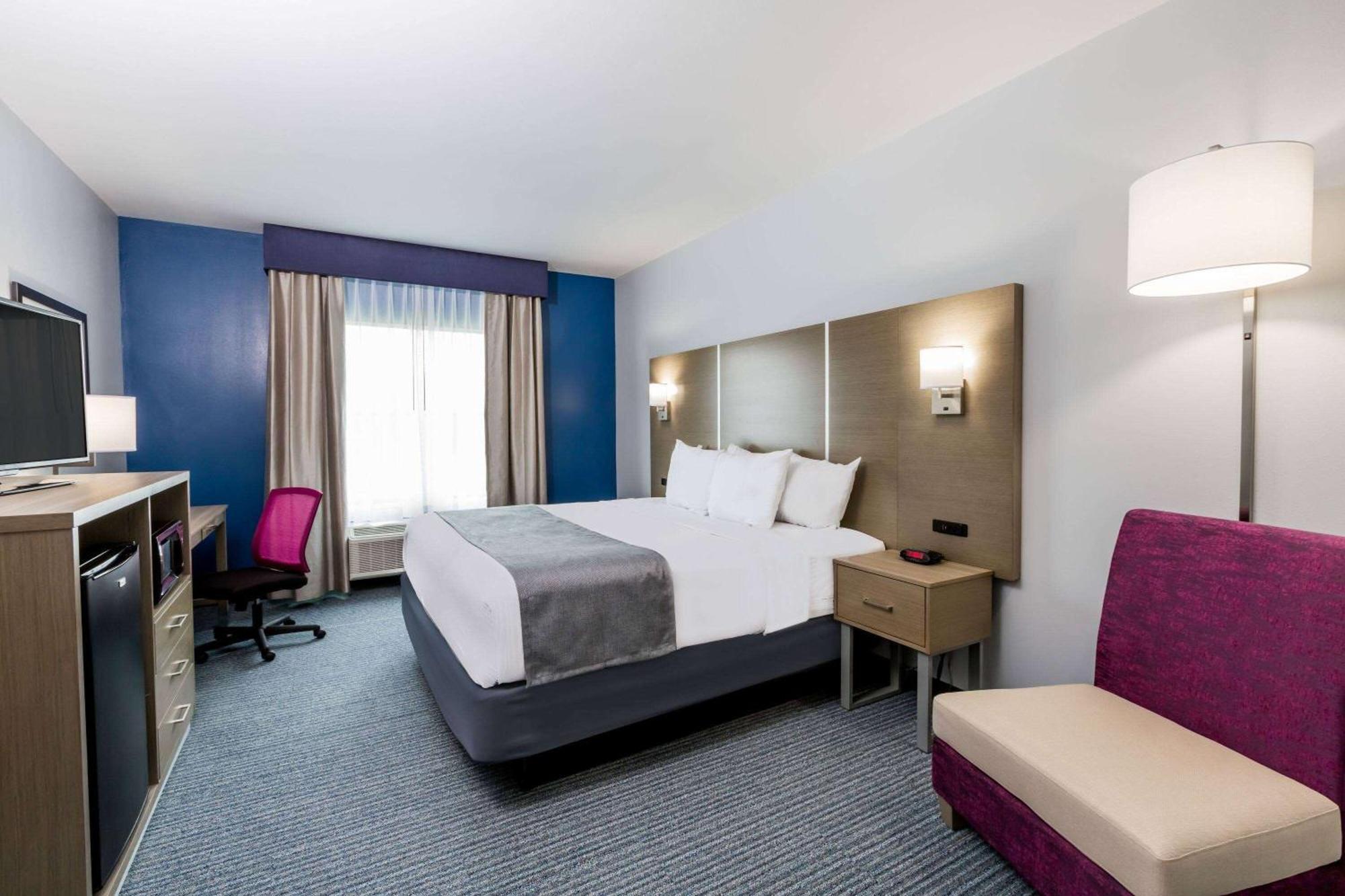 Days Inn & Suites By Wyndham Houston Nw Cypress Exteriér fotografie