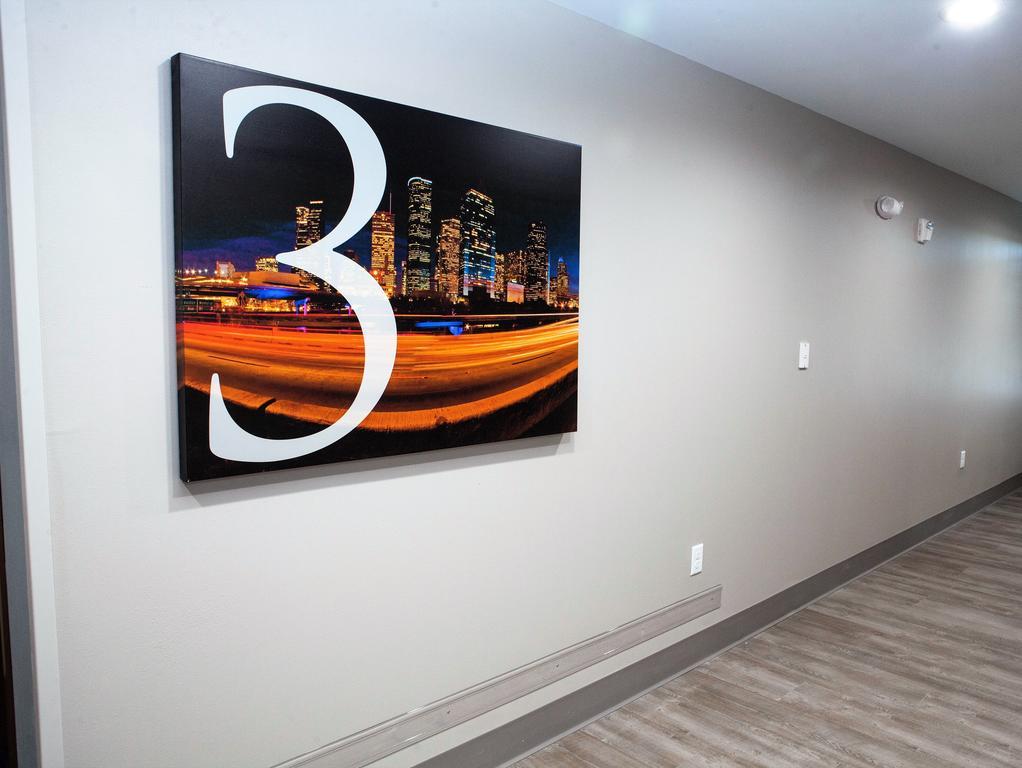 Days Inn & Suites By Wyndham Houston Nw Cypress Exteriér fotografie