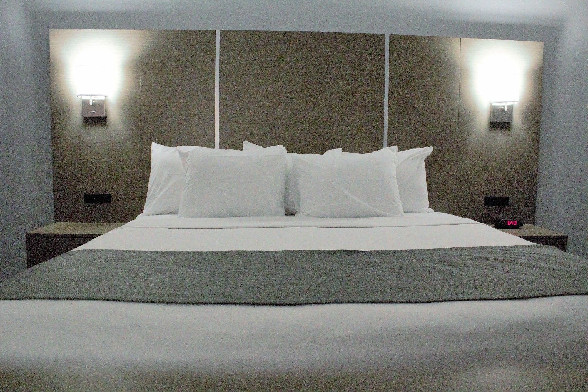 Days Inn & Suites By Wyndham Houston Nw Cypress Exteriér fotografie