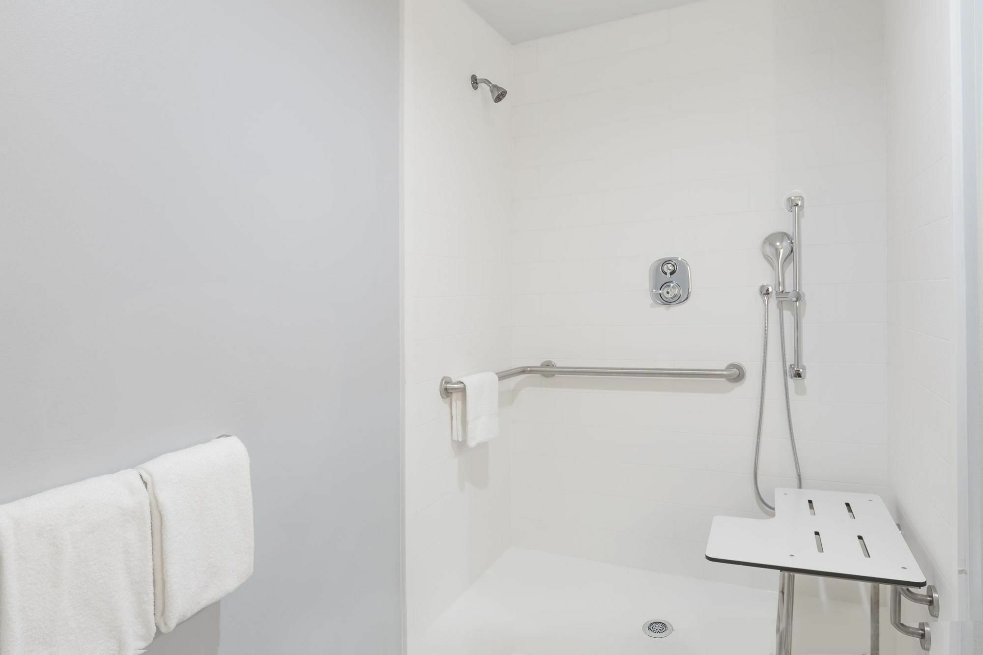 Days Inn & Suites By Wyndham Houston Nw Cypress Exteriér fotografie